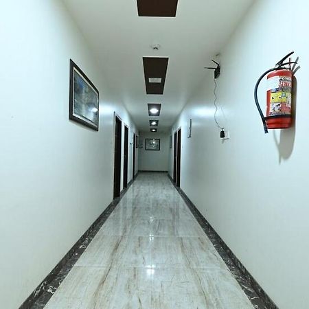 Hotel I.P. Palace Lucknow Buitenkant foto